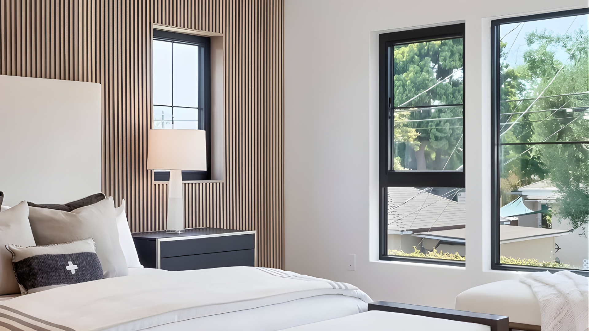 VLX 500 Single & Double Hung Window in Fort Lauderdale, FL | TruePane Windows & Doors - detail 4